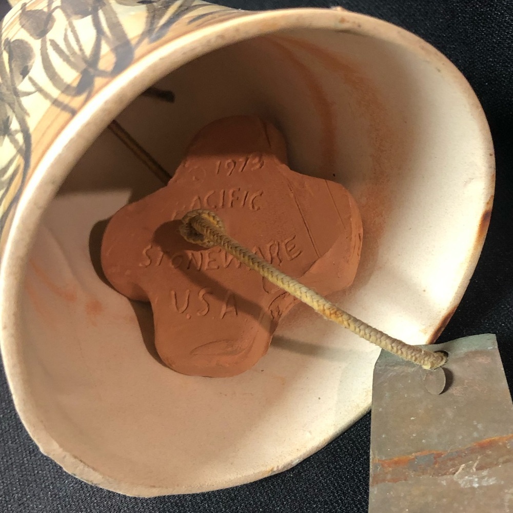 Vintage 1973 Pacific Stoneware Wind Chime Bell - Hand Painted - Collectible - Picture 9 of 13